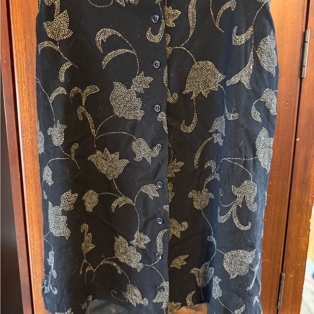Jones New York Black and Gold Patterned  A-Line Skirt